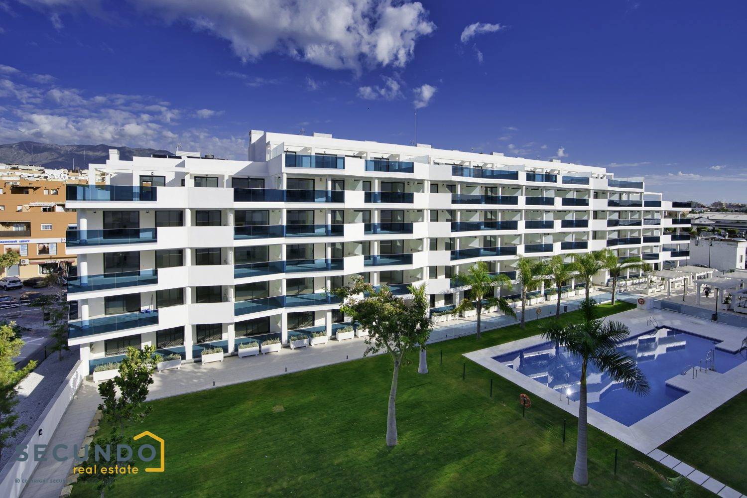 Modern new 3 bedroom apartments, in Fuengirola-Mijas Costa